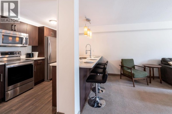 Living room - 1211 Victoria Road W Unit# 203, Revelstoke, BC V0E2S0 Photo 3