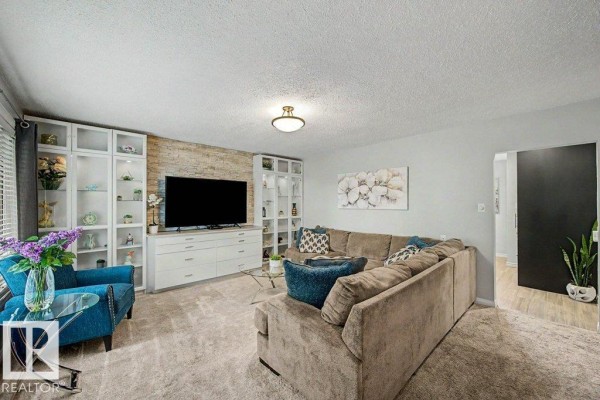12112 38 St Nw, Edmonton, AB, photo 2