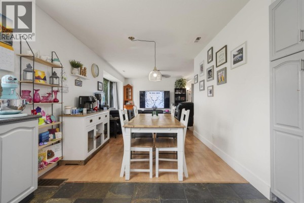 12116 Laity Street, Maple Ridge, BC V2X5A8 Photo 5