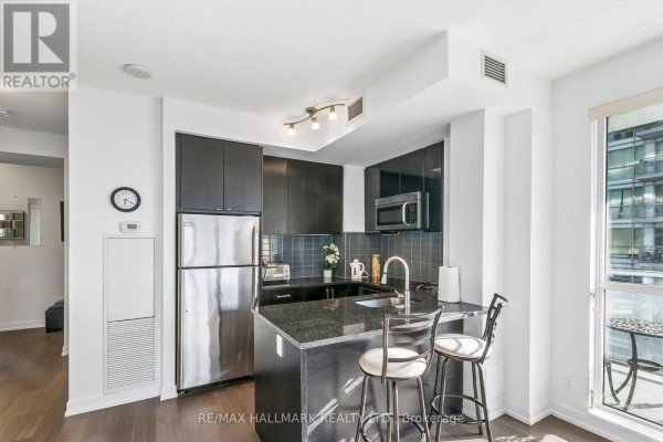 1212 - 98 Lillian Street, Toronto, ON, photo 2