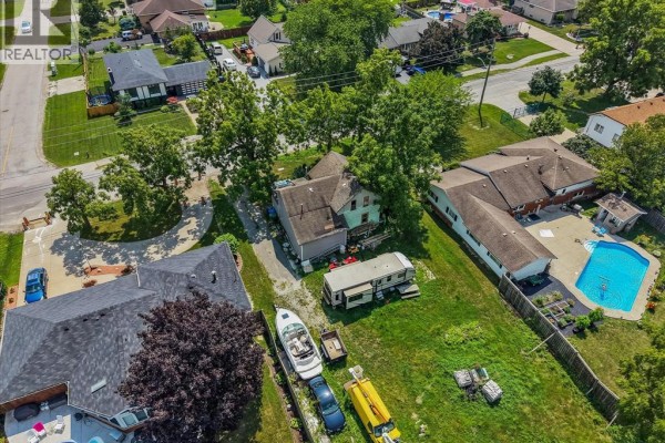 12122 Intersection Road, Tecumseh, ON N8N1R3 Photo 5