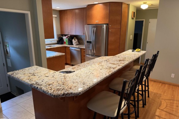 Kitchen - 12124 51 St Nw, Edmonton, AB T5W3G9 Photo 3