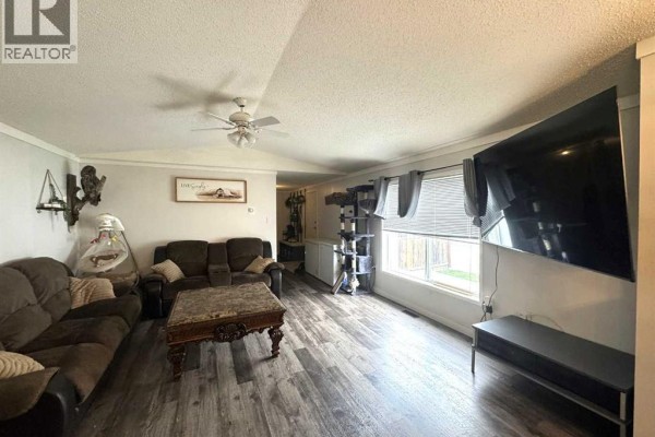 3pc Bathroom - 12127 97b Street, Grande Prairie, AB T8V7P2 Photo 5
