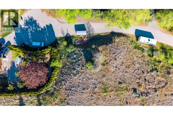 1214 Lambert Drive, Penticton, BC V2A8Y5 Photo 4