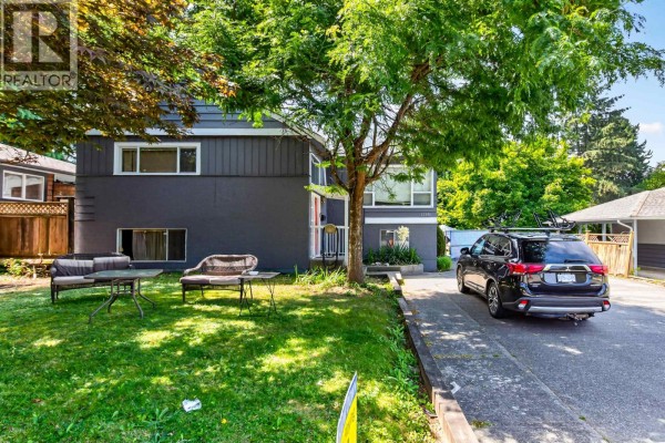 12141 230 Street, Maple Ridge, BC V2X6R4 Photo 4
