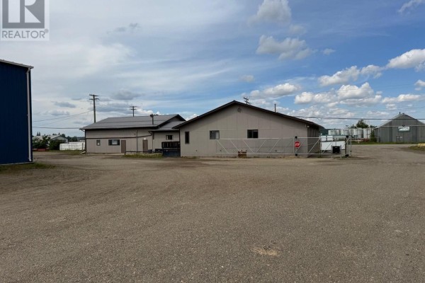 12155 242 Road, Fort St  John, BC, photo 3