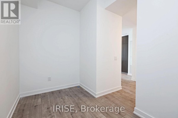 Living room - 1216 - 220 Missinnihe Way, Mississauga, ON L5H0A9 Photo 3