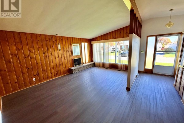 1216 Henry Street, Cornwall, ON K6J5A6 Photo 2