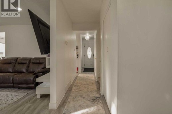 4pc Bathroom - 1216 Lakewood Road S, Lethbridge, AB T1K3E1 Photo 3