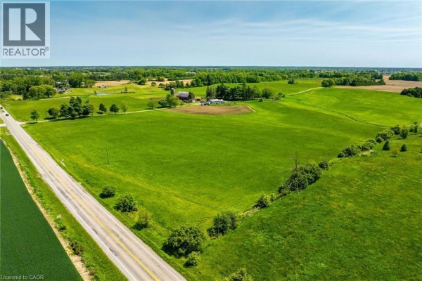 1216 Sawmill Road, Ancaster, ON, photo 2