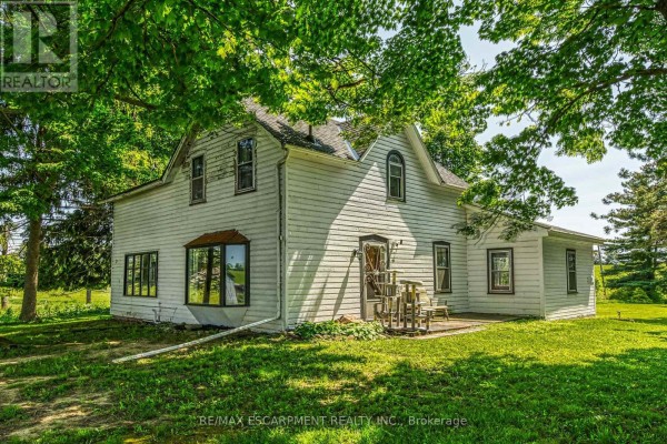 1216 Sawmill Road, Hamilton, ON, photo 3