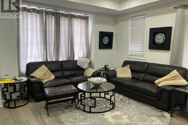 1216 Wheat Boom Drive, Oakville, ON L6H7W4 Photo 5