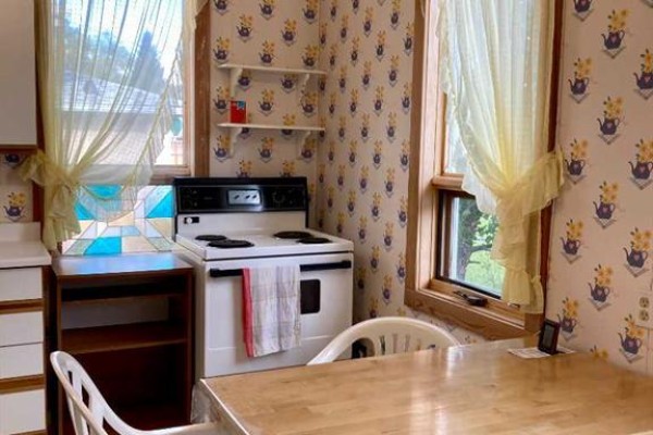 Primary Bedroom - 12165 21 Avenue, Blairmore, AB T0K0E0 Photo 4