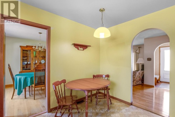 12169 Lakeshore Drive, South Dundas, ON K0C1X0 Photo 4
