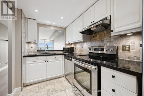 Solarium - 1217 - 268 Ridley Boulevard, Toronto, ON M5M4N3 Photo 4