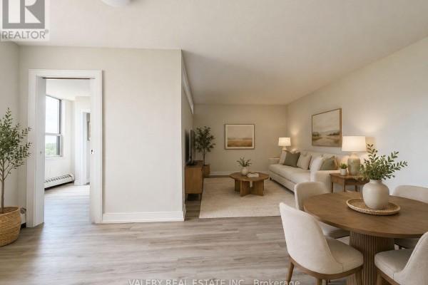 Living room - 1217 - 75 Eastdale Avenue, Toronto, ON M4C5N3 Photo 3