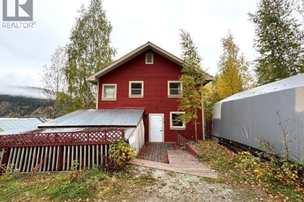 1217 7th Avenue, Dawson City, YT, photo 2
