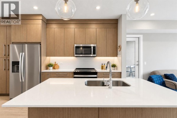 Living room - 1218, 395 Skyview Parkway Ne, Calgary, AB T3N2K1 Photo 4