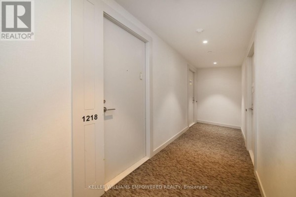 1218 - 4010 Eglinton Avenue W, Toronto, ON M9A0G5 Photo 3