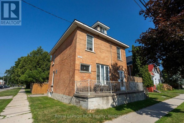 Living room - 1218 1st Avenue W, Owen Sound, ON N4K4L1 Photo 2