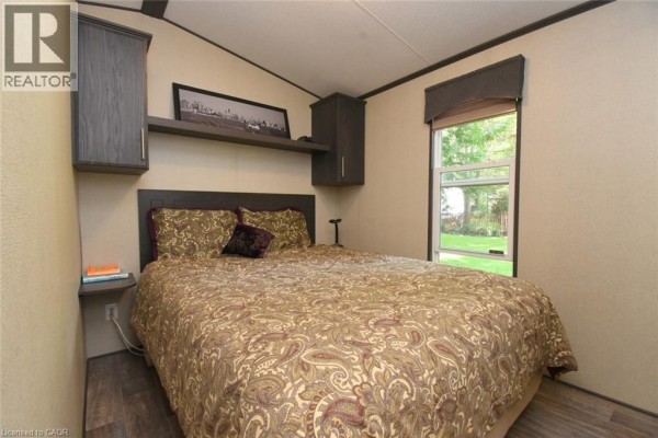 Living room - 1218 8th Concession Road W Unit# 60 Snob Hill, Flamborough, ON N0B2J0 Photo 5