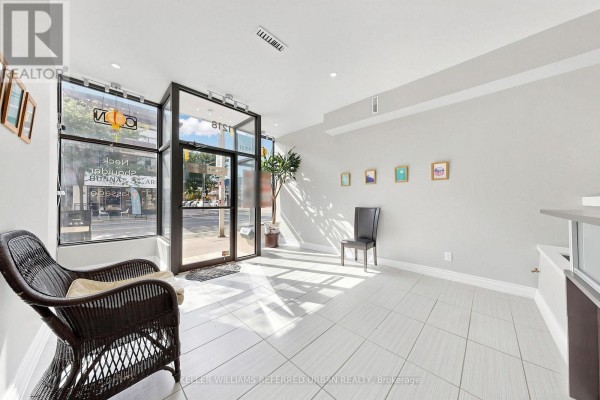 1218 Bloor Street W, Toronto, ON M6H1N3 Photo 4
