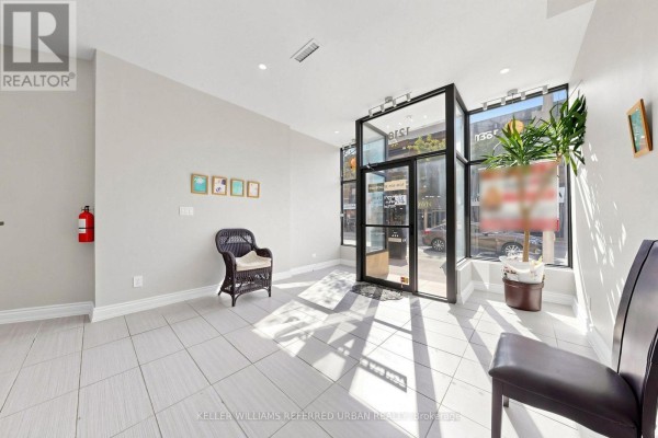 1218 Bloor Street W, Toronto, ON M6H1N3 Photo 5