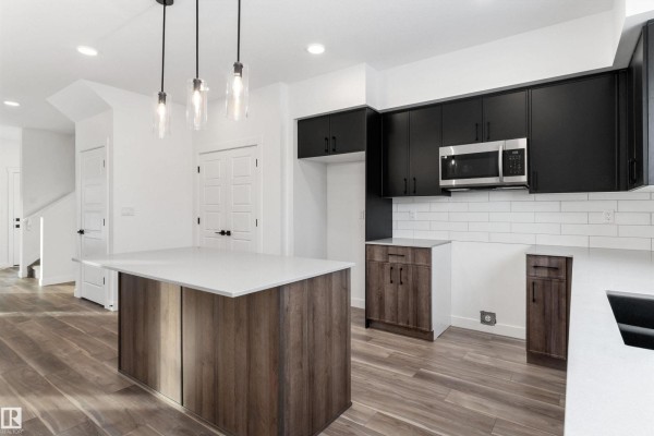 Kitchen - 1218 Mcleod Av, Spruce Grove, AB T7X4B7 Photo 3