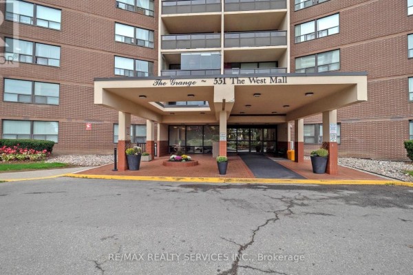 1219 - 551 The West Mall, Toronto, ON, photo 3