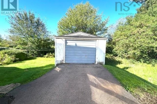 Sunroom - 1219 Prince Street, Truro, NS B2N1J3 Photo 4