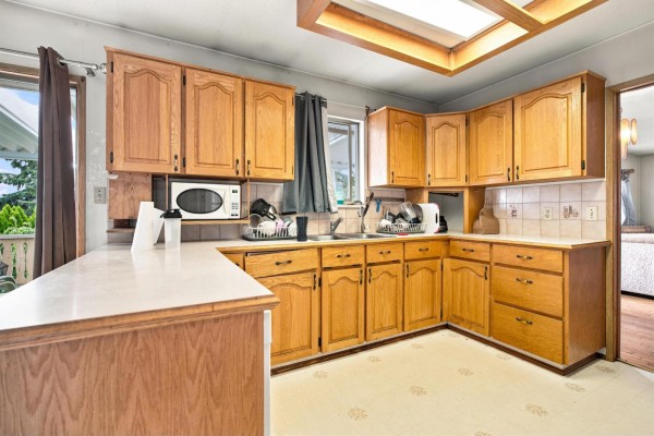 12191 101a Avenue, Surrey, BC V3V2Z9 Photo 5