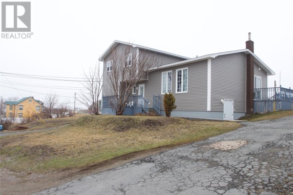 122-122a Coster Street, Bonavista