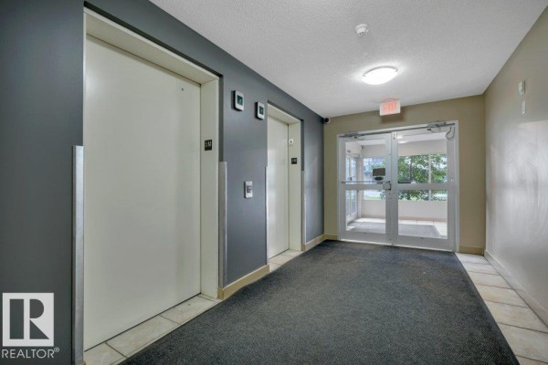 Primary Bedroom - #122 17011 67 Av Nw, Edmonton, AB T5T6Y6 Photo 4