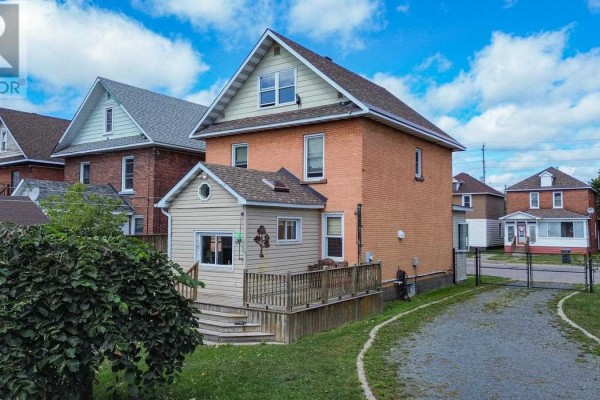 Residential for sale at 122 Alexandra St, Sault Ste  Marie, ON - MLS® qUYaqe