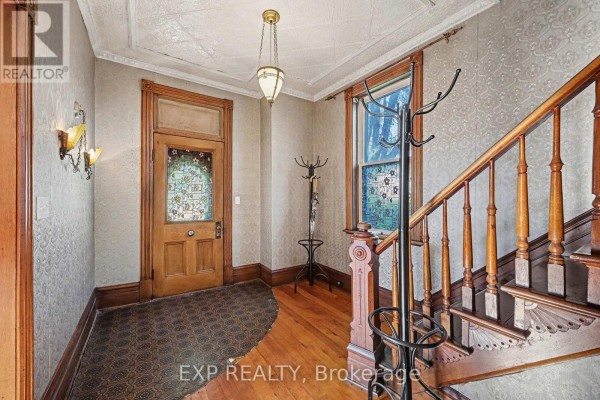 Office - 122 Clarence Street, Lanark Highlands, ON K0G1K0 Photo 3
