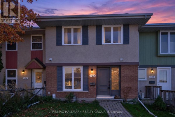 122 Costello Avenue, Ottawa