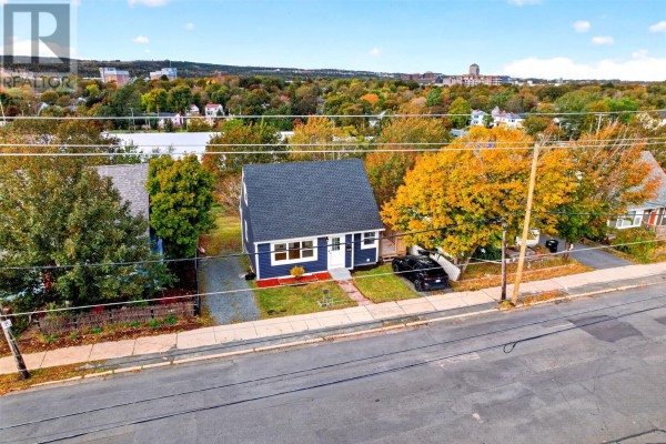 122 Empire Avenue, St  John S, NL, photo 2