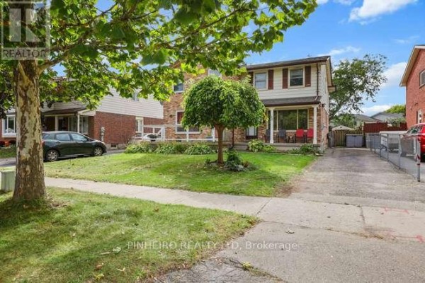 Laundry room - 122 Garland Lane, London East, ON N5V3K8 Photo 2