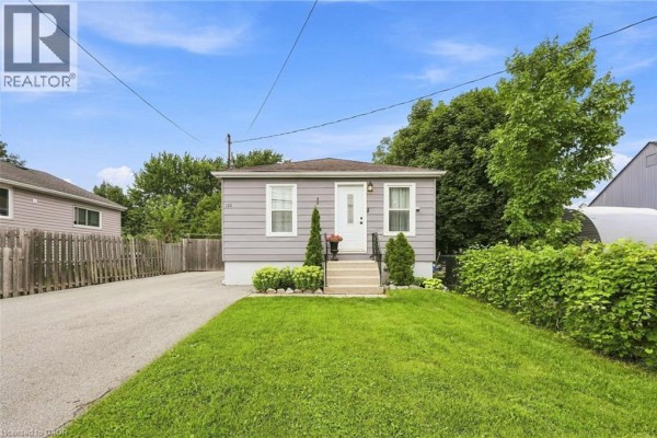 4pc Bathroom - 122 Limeridge Road W, Hamilton, ON L9C2V2 Photo 4