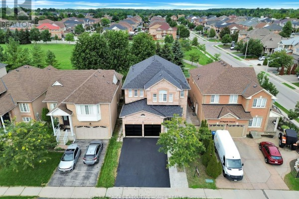 122 Pappain Crescent, Brampton, ON, photo 2