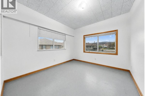 122 W 17th Avenue, Vancouver, BC V5Y1Z6 Photo 4