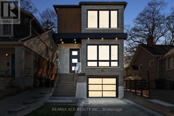 122 Warden Avenue, Toronto