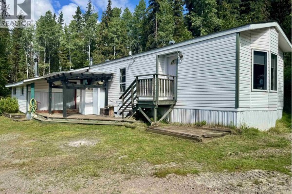 Living room - 1220 Lowland Road, Smithers, BC V0J2N6 Photo 3