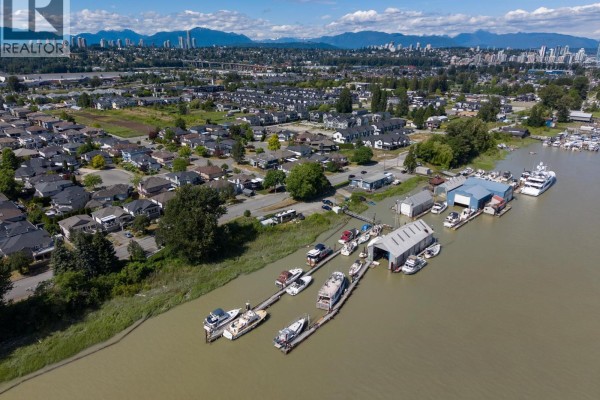 1220 South Dyke Road, New Westminster, BC, photo 2