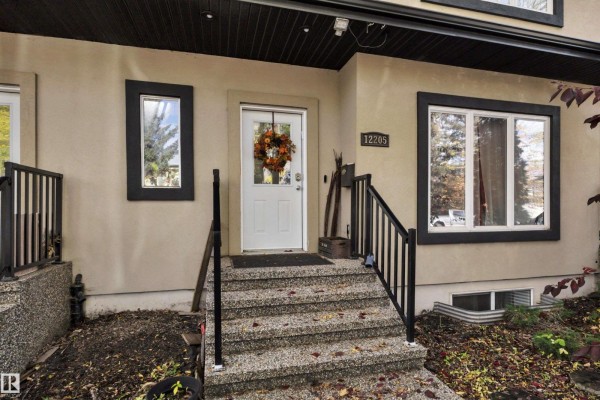 12205 112 Av Nw, Edmonton, AB, photo 2