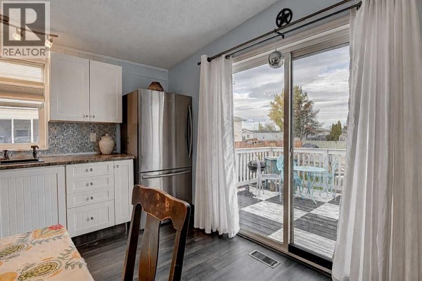 12205 97a Street, Grande Prairie, AB T8V6Y1 Photo 5