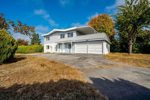 12209 64 Avenue, Surrey, BC V3W1W6 Photo 4