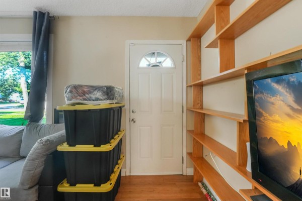 12209 94 St Nw, Edmonton, AB T5G1K2 Photo 4
