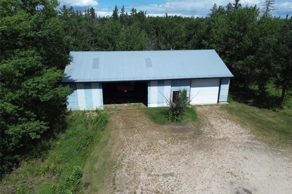 Primary Bedroom - 122098 Pth 8 Highway, Gimli Rm, MB R0C2R0 Photo 5