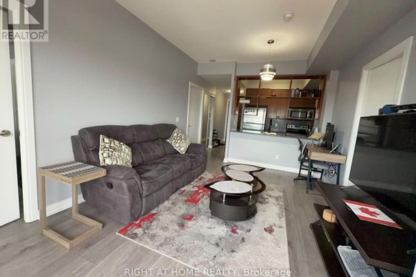 Kitchen - 1221 - 181 Village Green Square, Toronto, ON M1S0K6 Photo 3